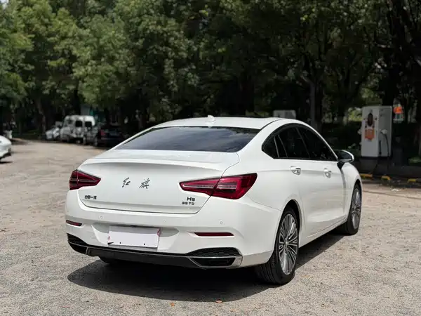 Hongqi H5 2021