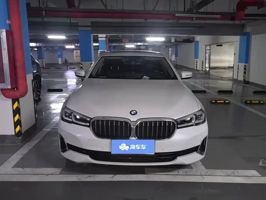 BMW 5 Series 2021