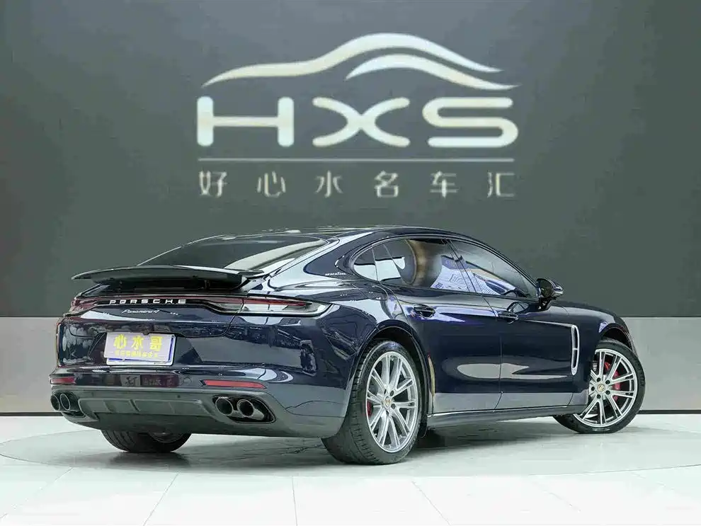 Porsche Panamera 2024