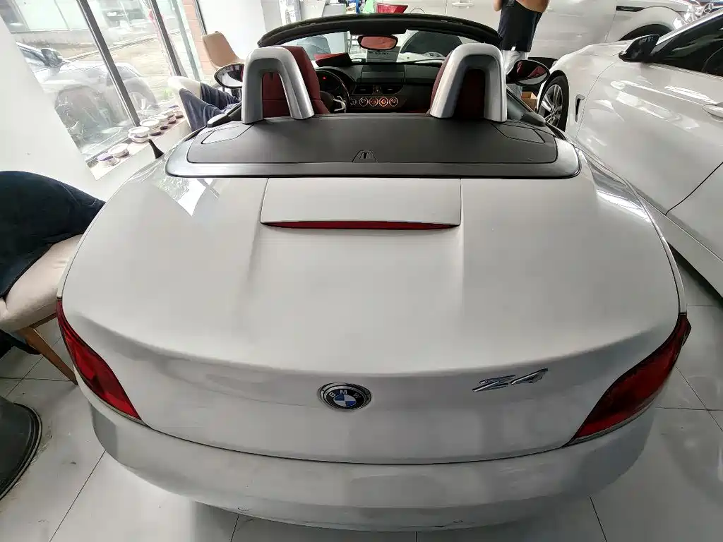 BMW Z4 2014 — фото 11
