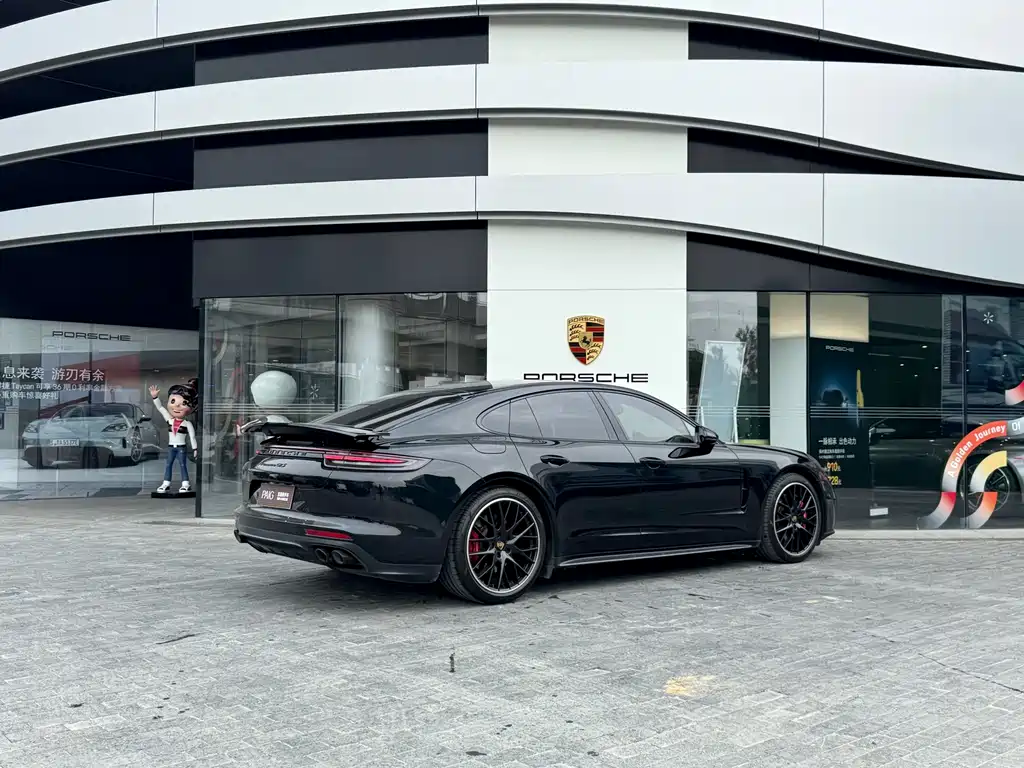 Porsche Panamera 2019 — фото 7