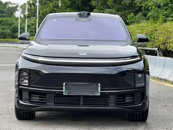 Li Auto L7 2025