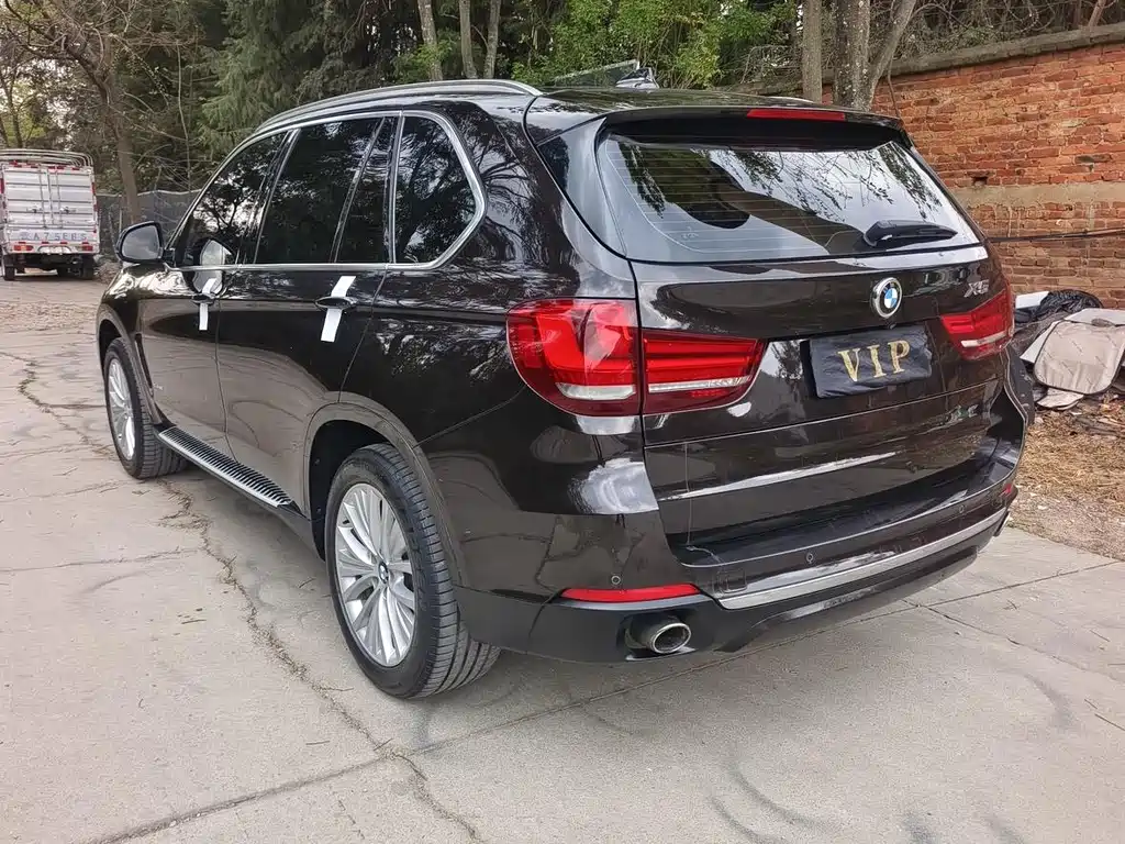 BMW X5 2017 — фото 9