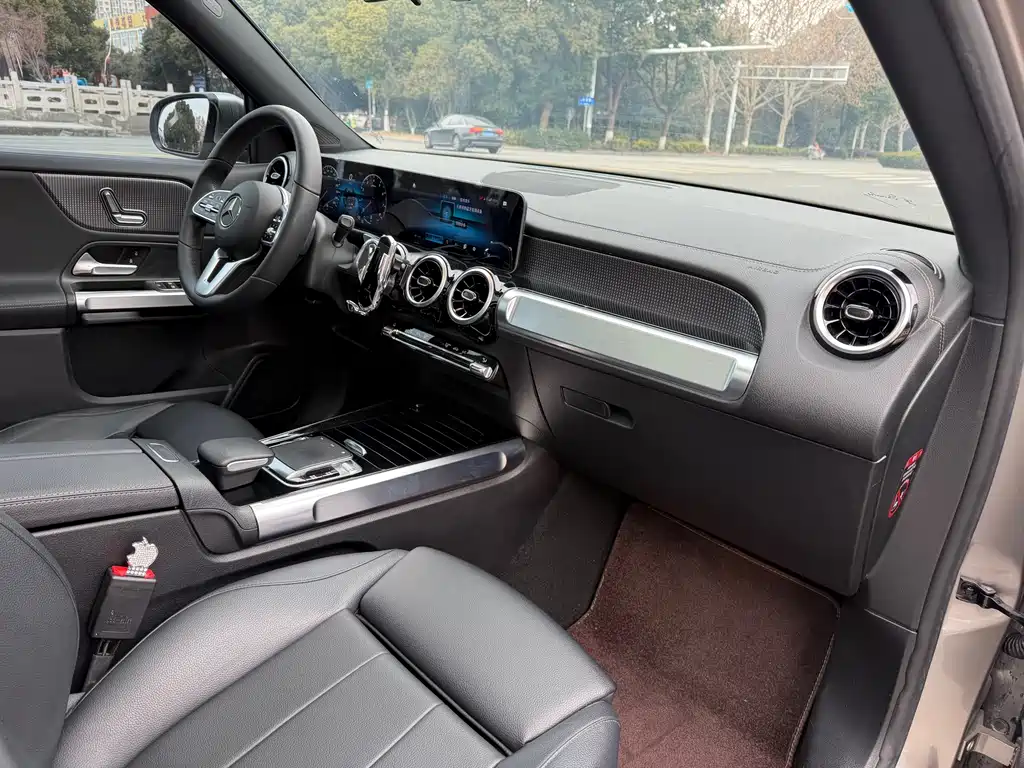 Mercedes-Benz GLB 2020 — фото 13