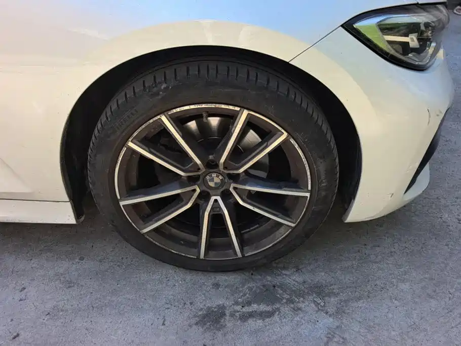 BMW 3 Series 2021