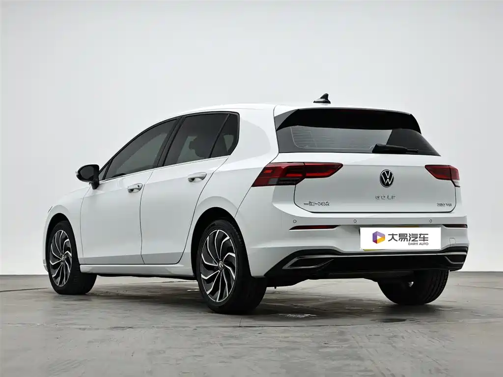Volkswagen Golf 2023