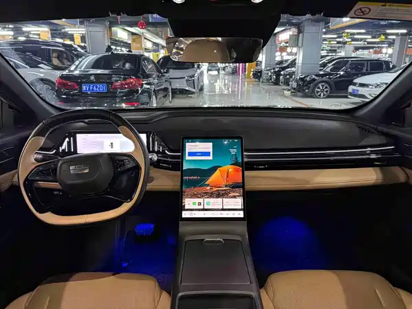 Geely Galaxy L6 2024
