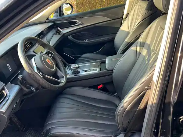 Hongqi H5 2023