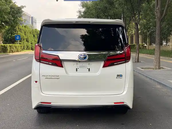 Toyota Alphard 2019