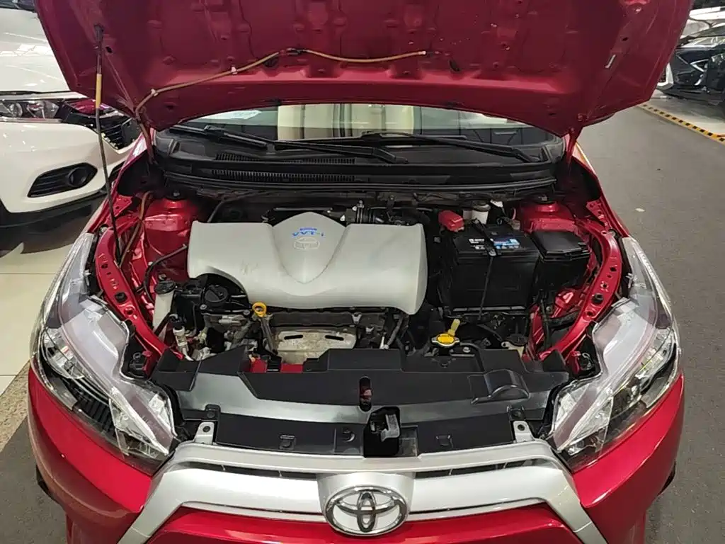 Toyota Yaris L 2016 — фото 20