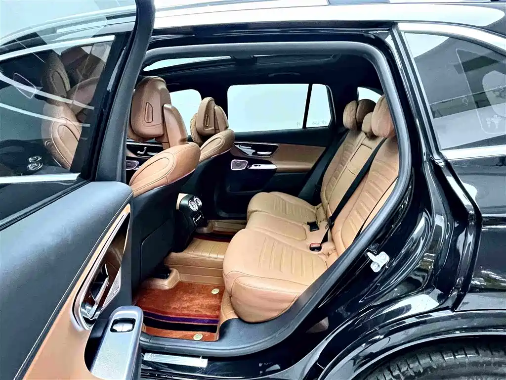Mercedes-Benz GLC 2025 — фото 10