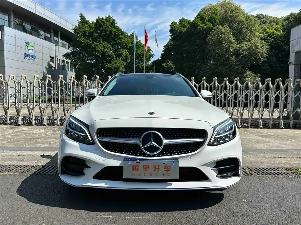 Mercedes-Benz C-Class 2022 — фото 2