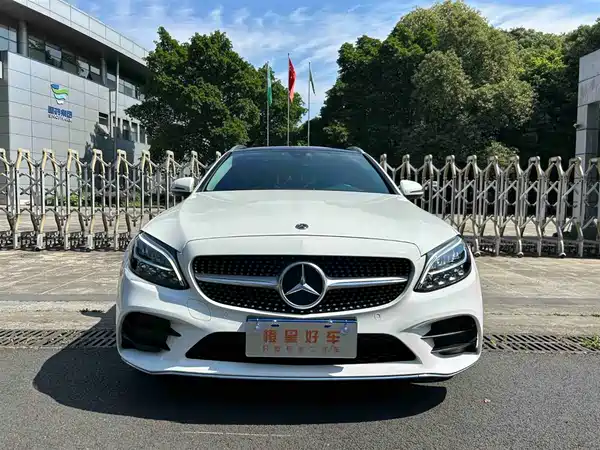 Mercedes-Benz C-Class 2022