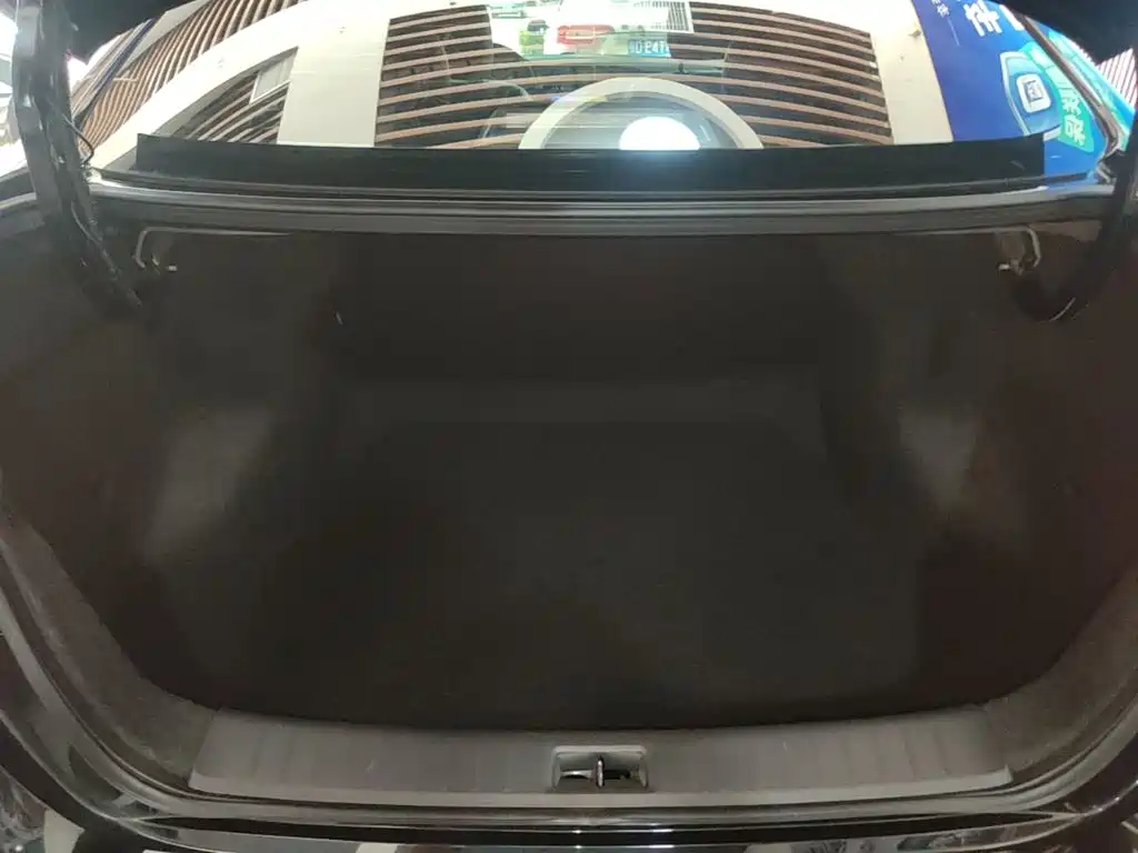 Nissan Sylphy 2026 — фото 19