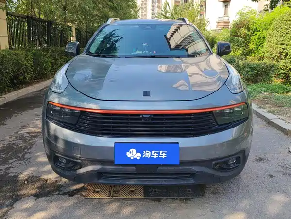 Lynk & Co 01 2019