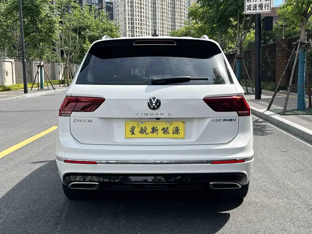 Volkswagen Tiguan L Plug-In Hybrid 2021 — фото 5