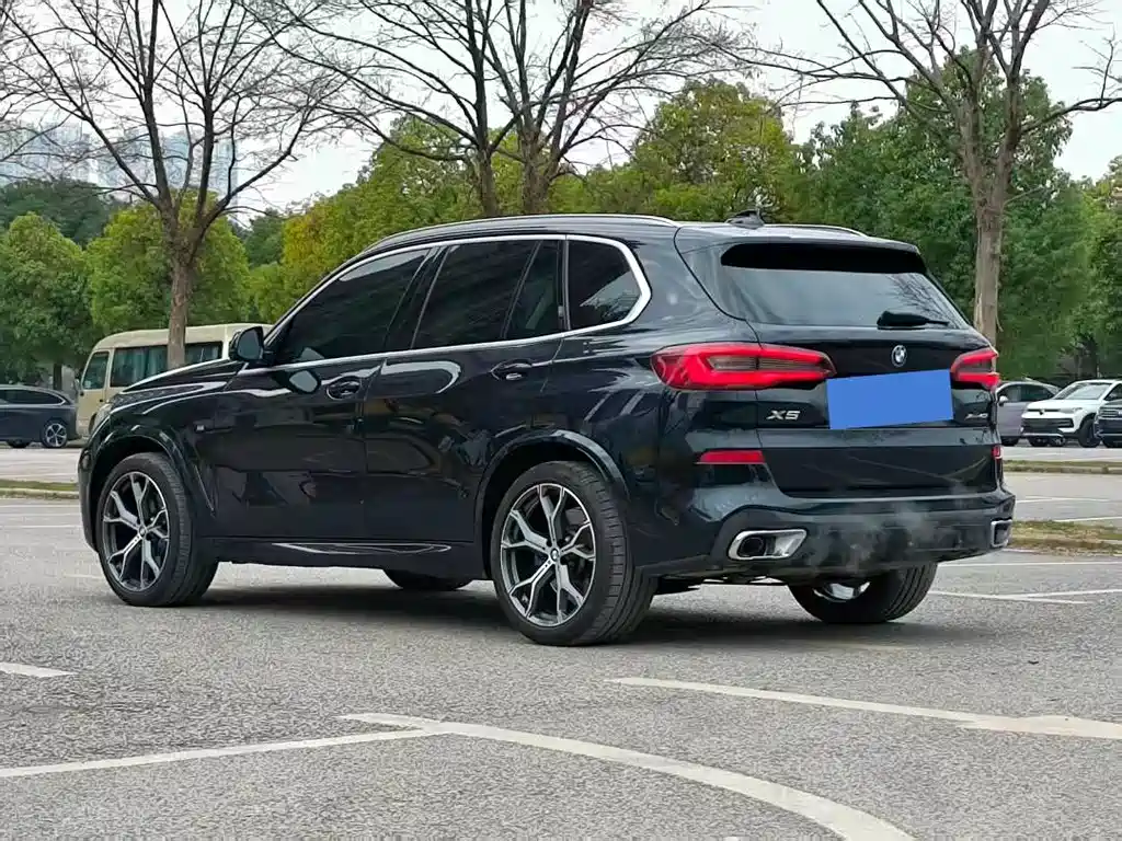 BMW X5 2021 — фото 10
