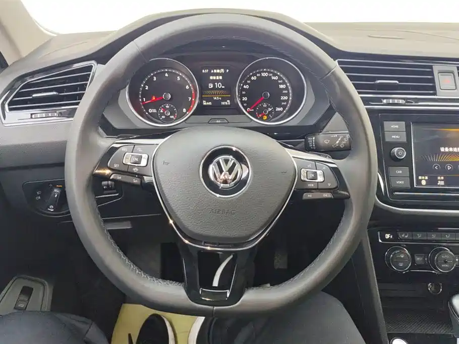 Volkswagen Tiguan L 2019 — фото 15