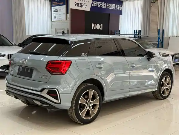Audi Q2L 2022