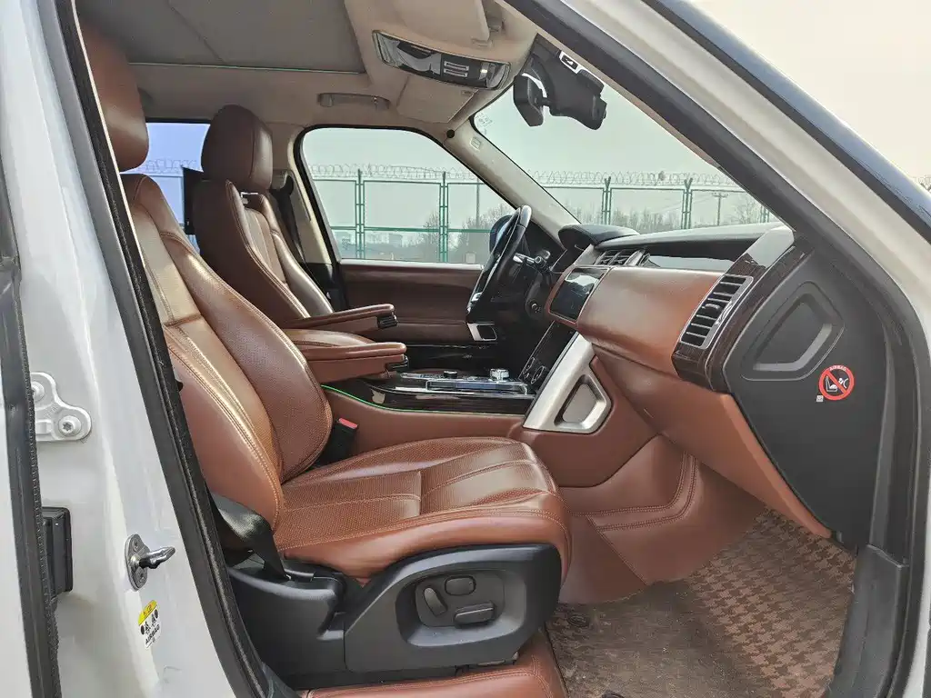 Land Rover Range Rover 2015 — фото 10