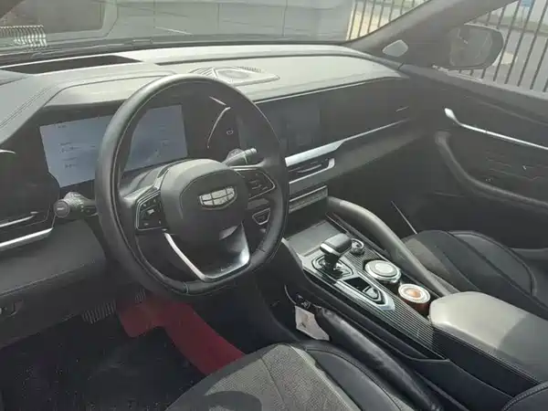 Geely Xingyue L 2023