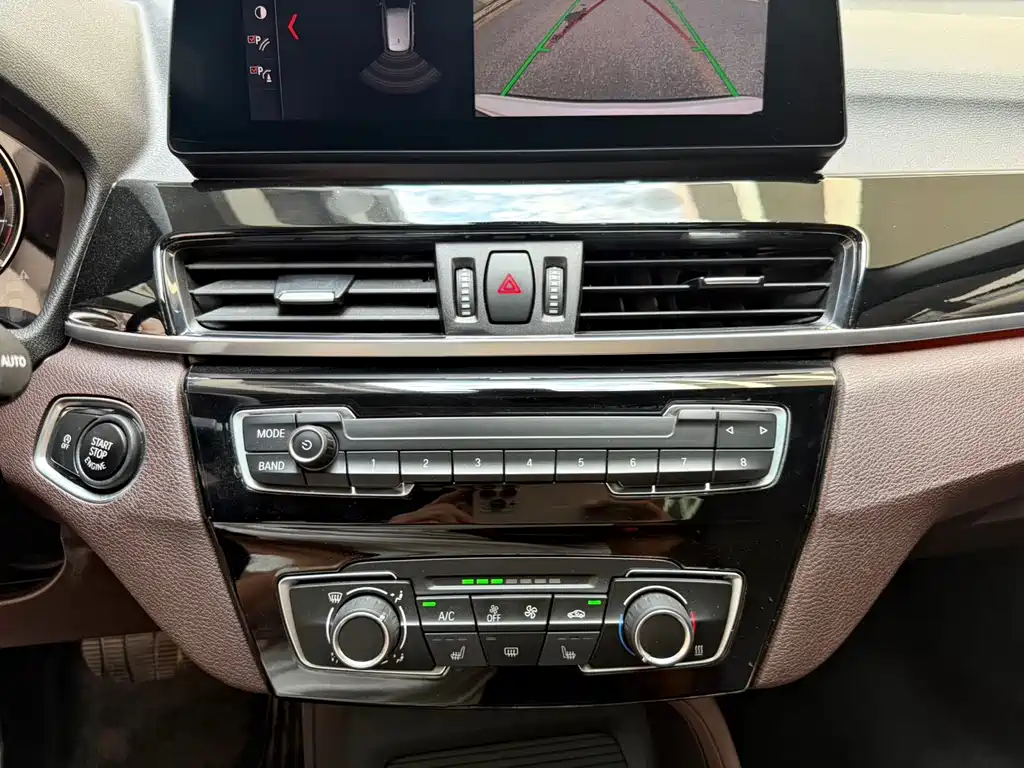 BMW X1 2022 — фото 14