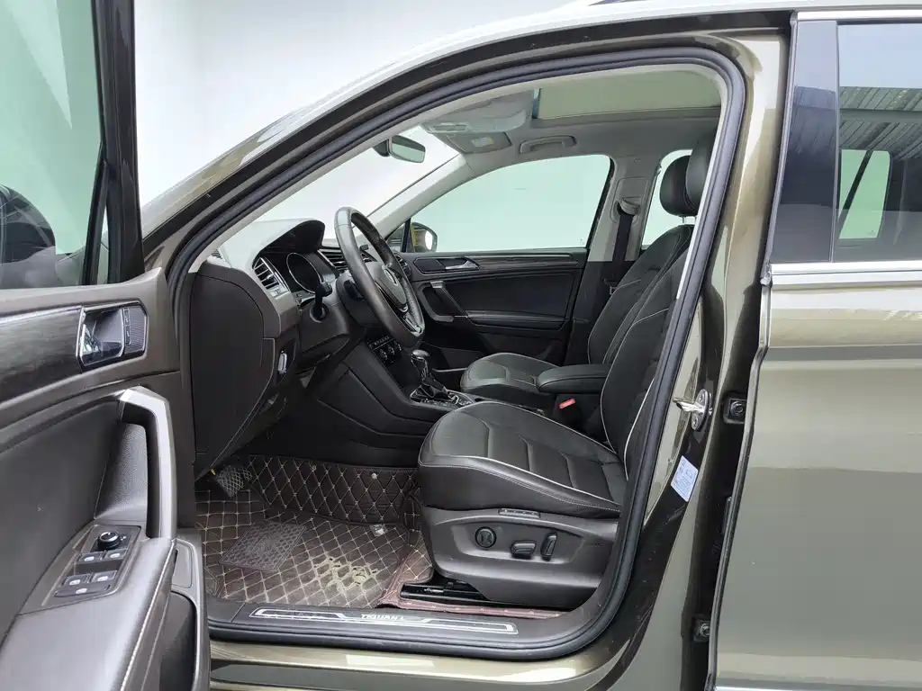 Volkswagen Tiguan L 2019 — фото 8