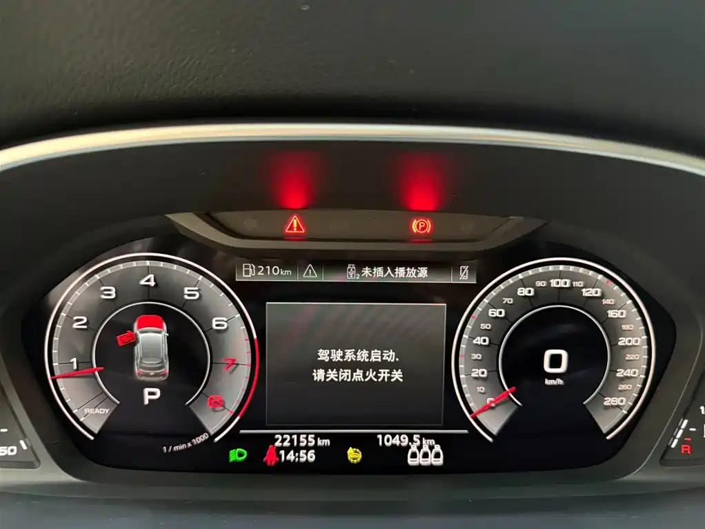 Audi Q3 2022 — фото 10