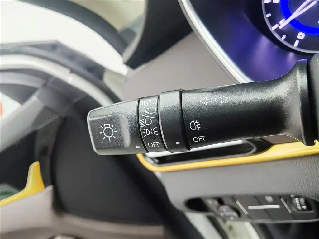 Changan Eado DT 2018 — фото 21
