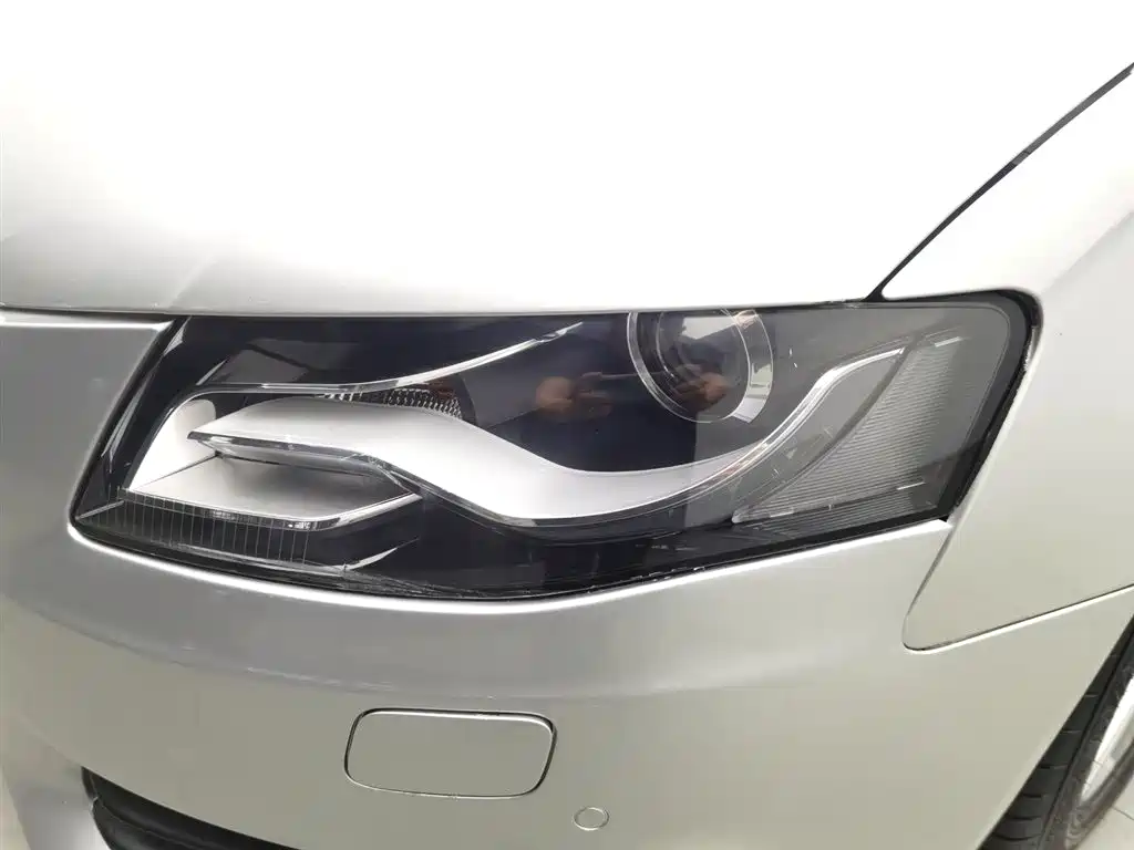 Audi A4L 2012
