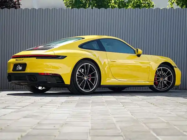 Porsche 911 2019