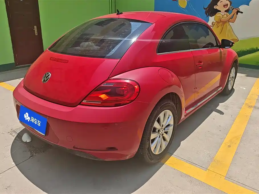 Volkswagen Beetle 2015 — фото 3