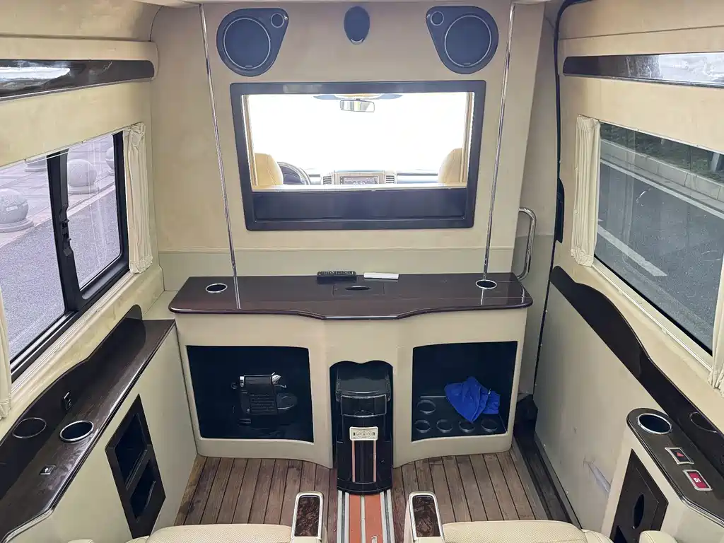 Mercedes-Benz Sprinter 2016 — фото 11