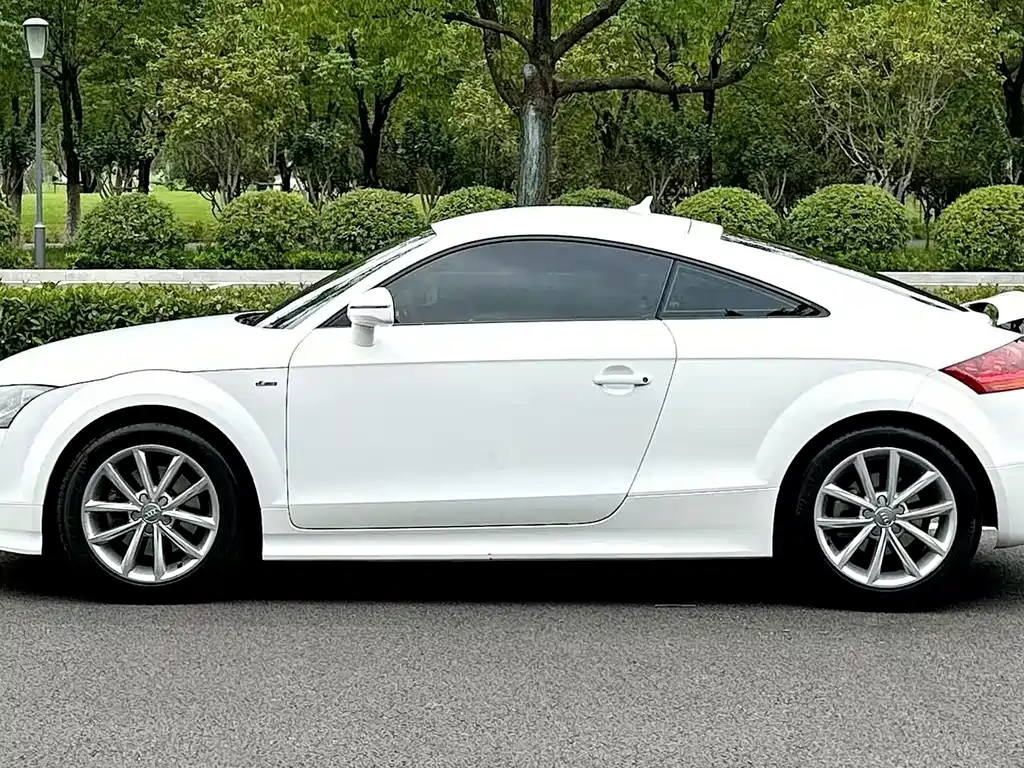 Audi TT 2014 — фото 3