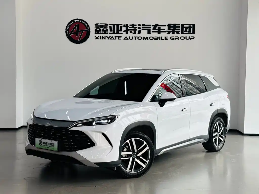 BYD L DM-i 2024 — фото 2