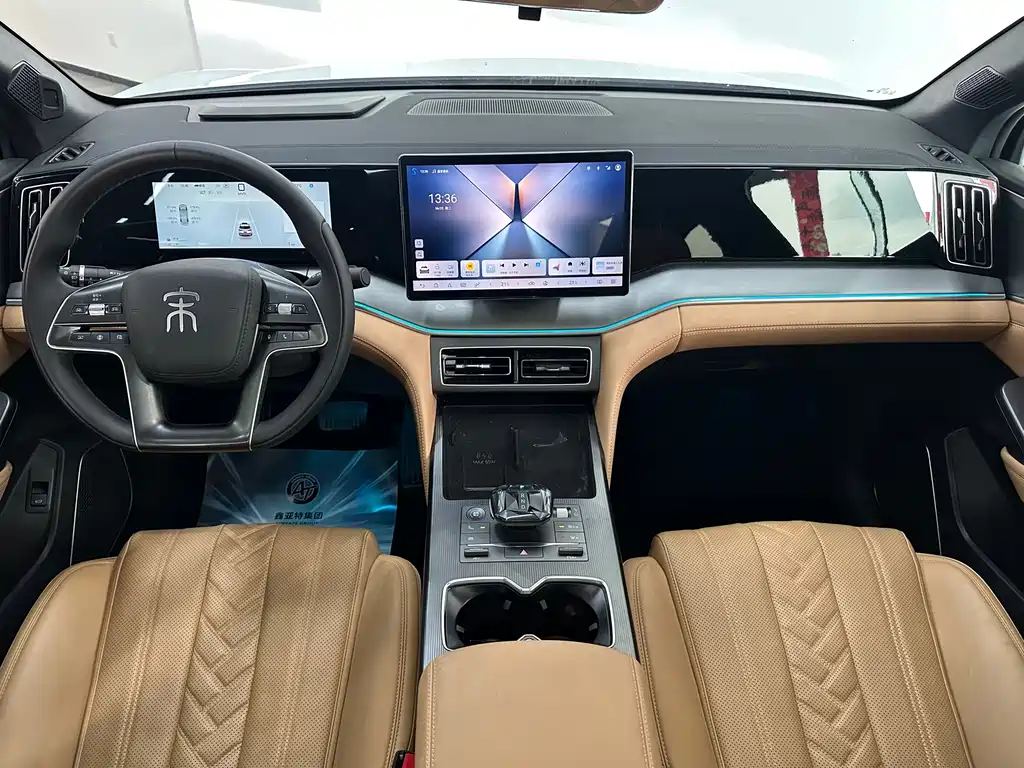 BYD L DM-i 2024 — фото 18