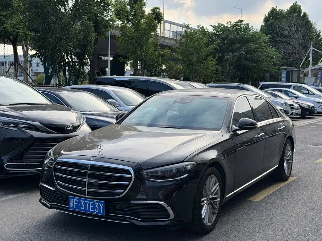 Mercedes-Benz S-Class 2022 — фото 1