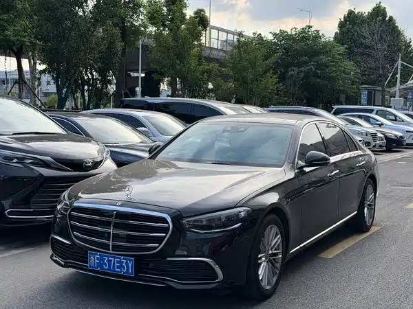 Mercedes-Benz S-Class 2022