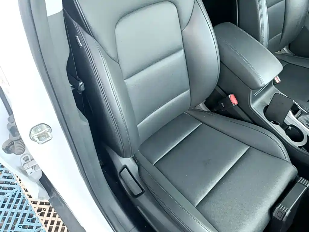 Hyundai Tucson 2017 — фото 25