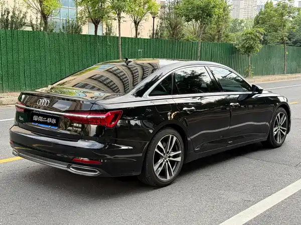 Audi A6L 2020
