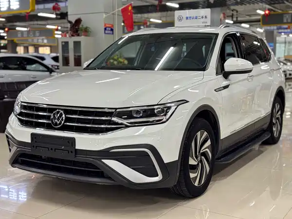 Volkswagen Tiguan L 2023