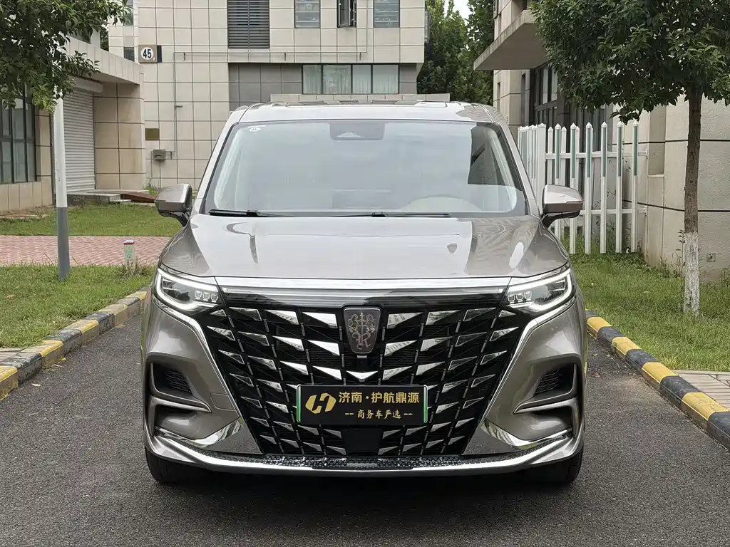 Roewe iMAX8 New Energy 2025 — фото 2