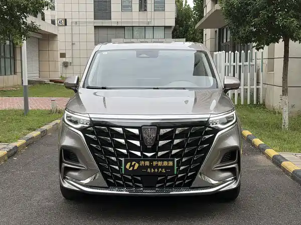 Roewe iMAX8 New Energy 2025
