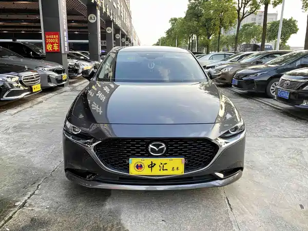 Mazda 3 Axela 2021