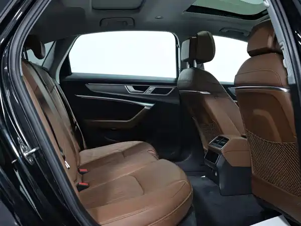 Audi A6L 2022