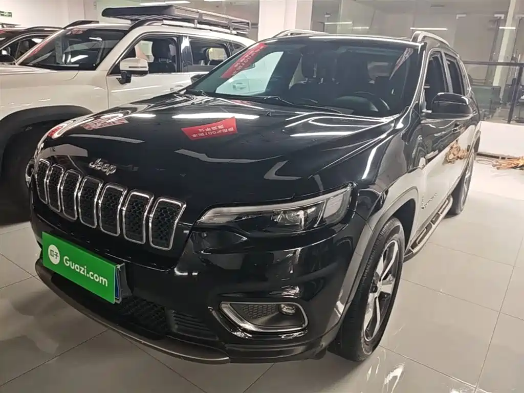 Jeep Cherokee 2019 — фото 1