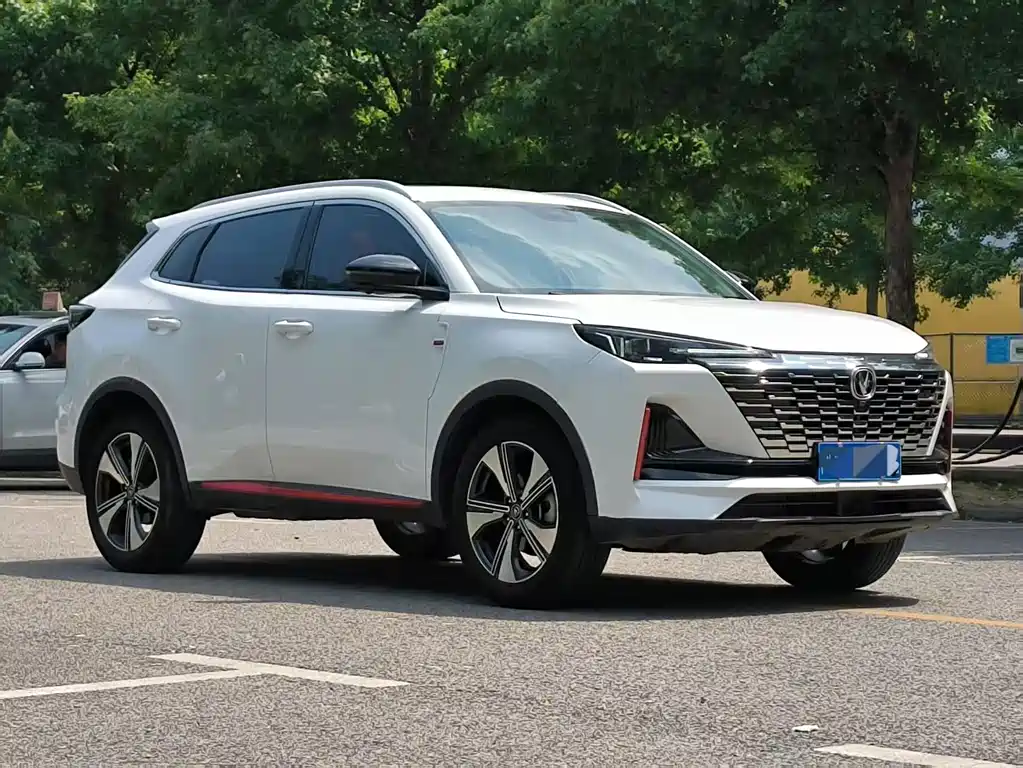 Changan CS55PLUS 2023 — фото 1