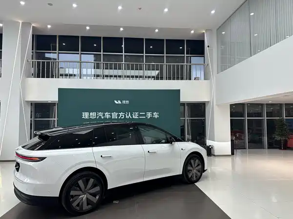 Li Auto i6 2026
