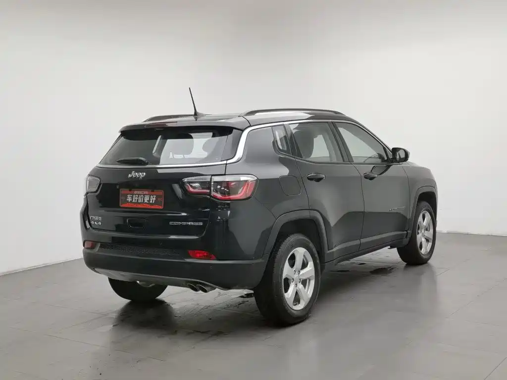 Jeep Compass 2020 — фото 2