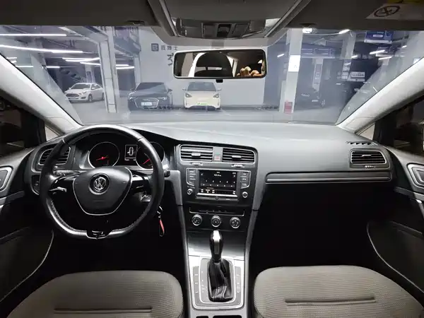 Volkswagen Golf 2017